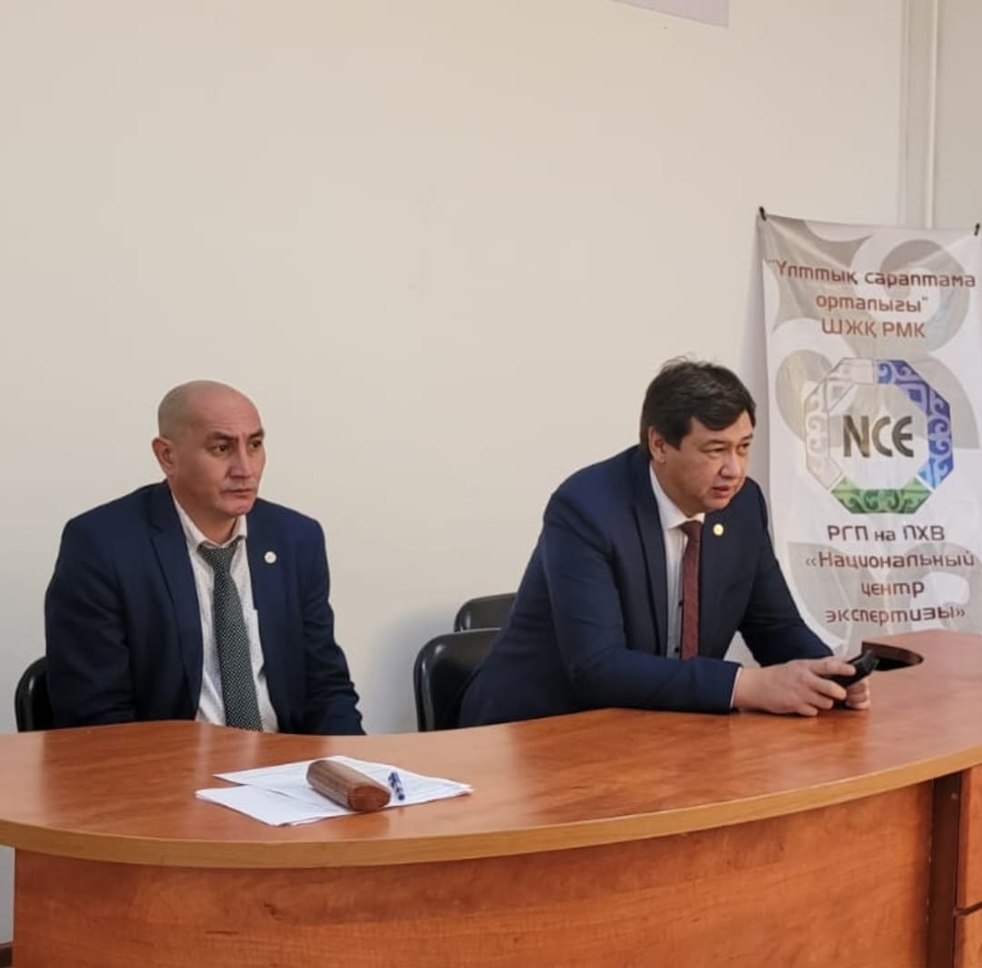 Ерлан Киясов проверил работу лабораторий по Павлодарской области